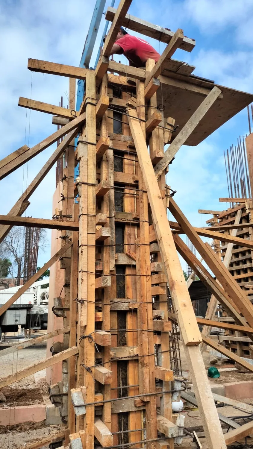 Cimbra de madera para columnas de concreto