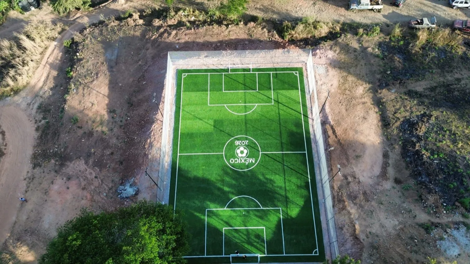 Vista cenital de una cancha de futbol del proyecto Mundial 2026